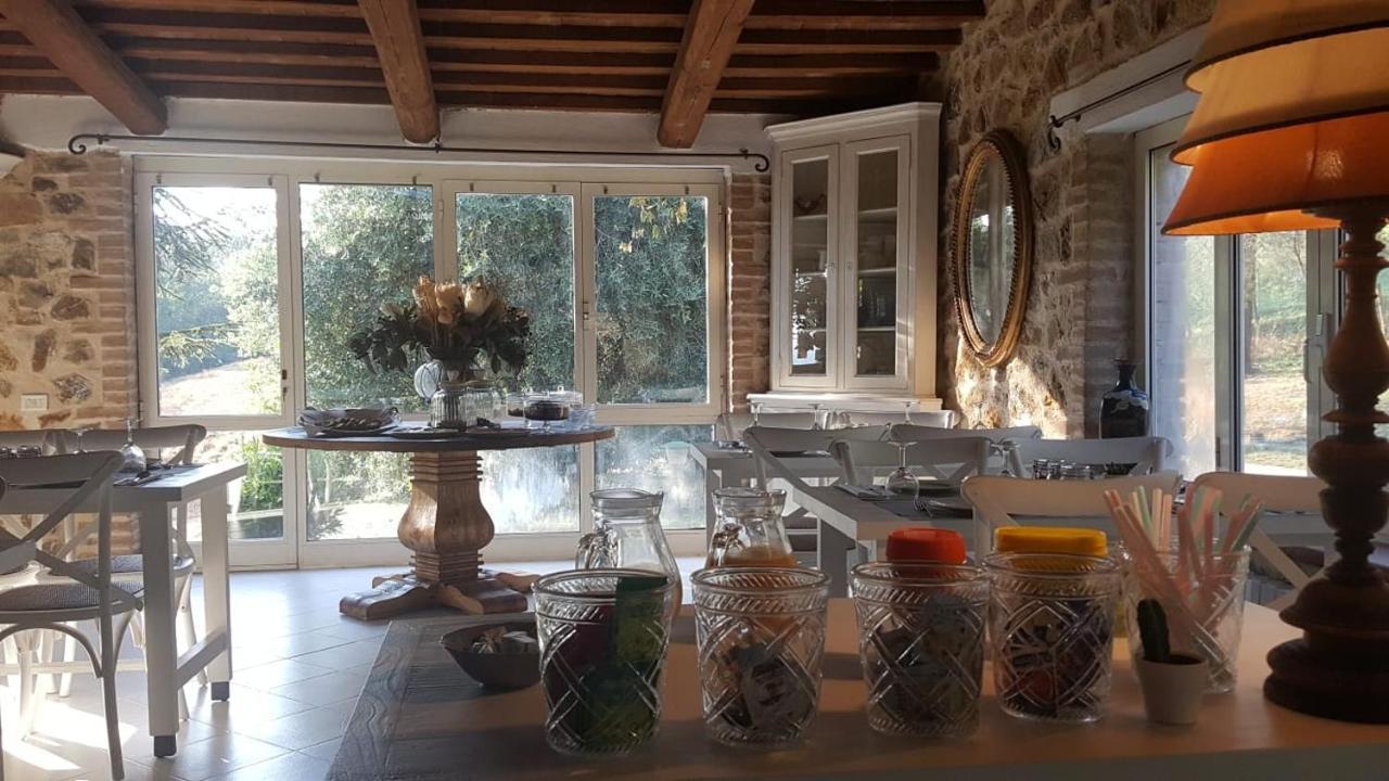 Il Daino Bianco Country Hotel Манчиано Экстерьер фото