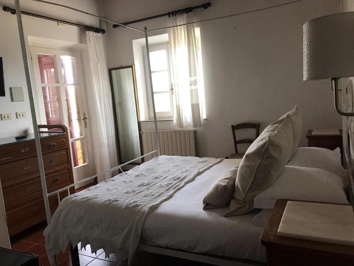 Il Daino Bianco Country Hotel Манчиано Экстерьер фото