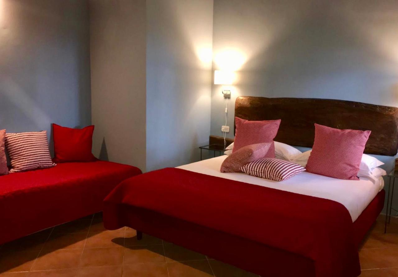 Il Daino Bianco Country Hotel Манчиано Экстерьер фото